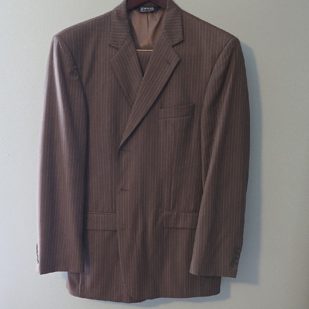 Stafford Men's Brown Pinstripe Blazer